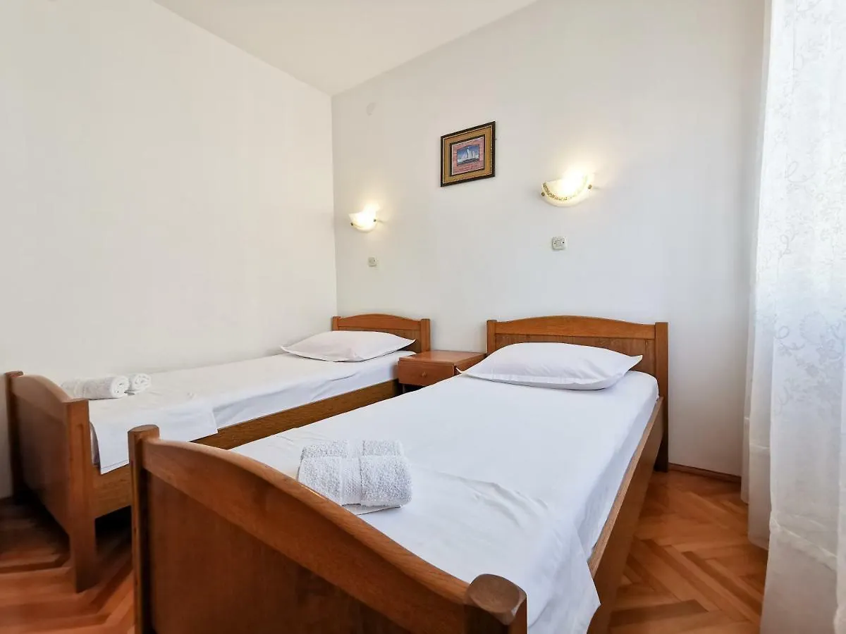 ספליט Da Vinko Beach Apartments