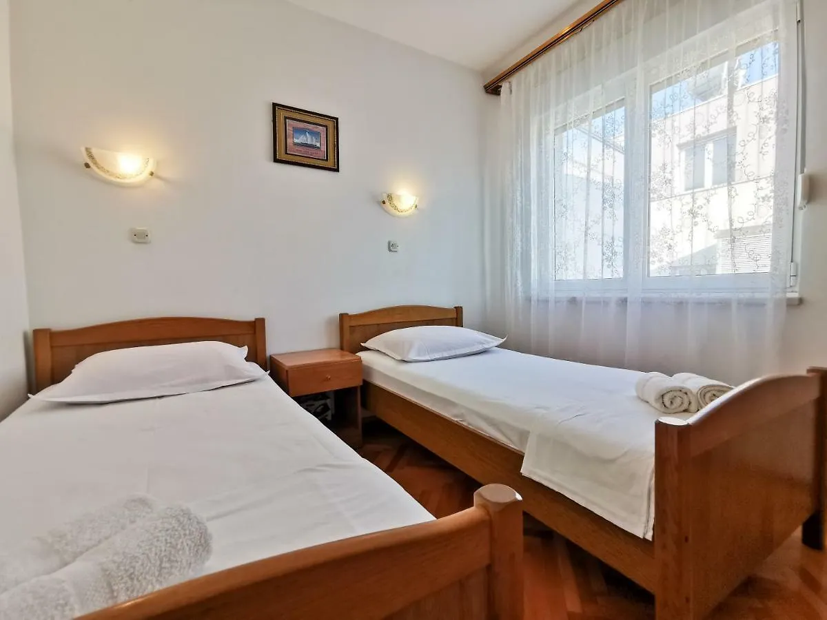 ספליט Da Vinko Beach Apartments קרואטיה